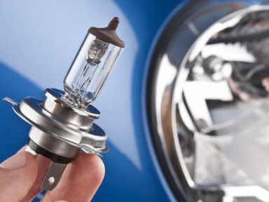 CR-Car light bulb change